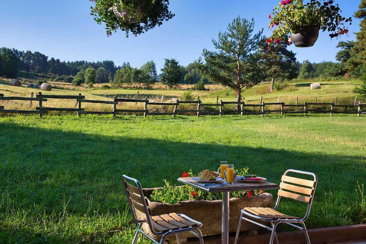 Les Hameaux De Lozere Sure Hotel Collection By Best Western Fournels Exterior foto